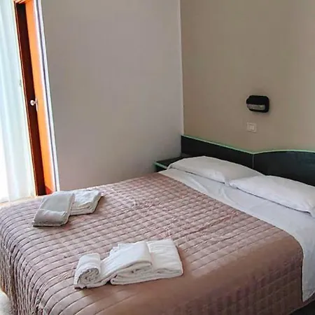 Miramare 3* ريميني